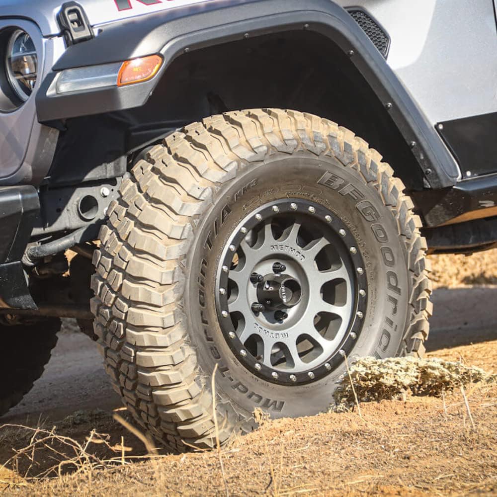 255/70R16 120/117Q BFGoodrich Mud Terrain T/A KM3