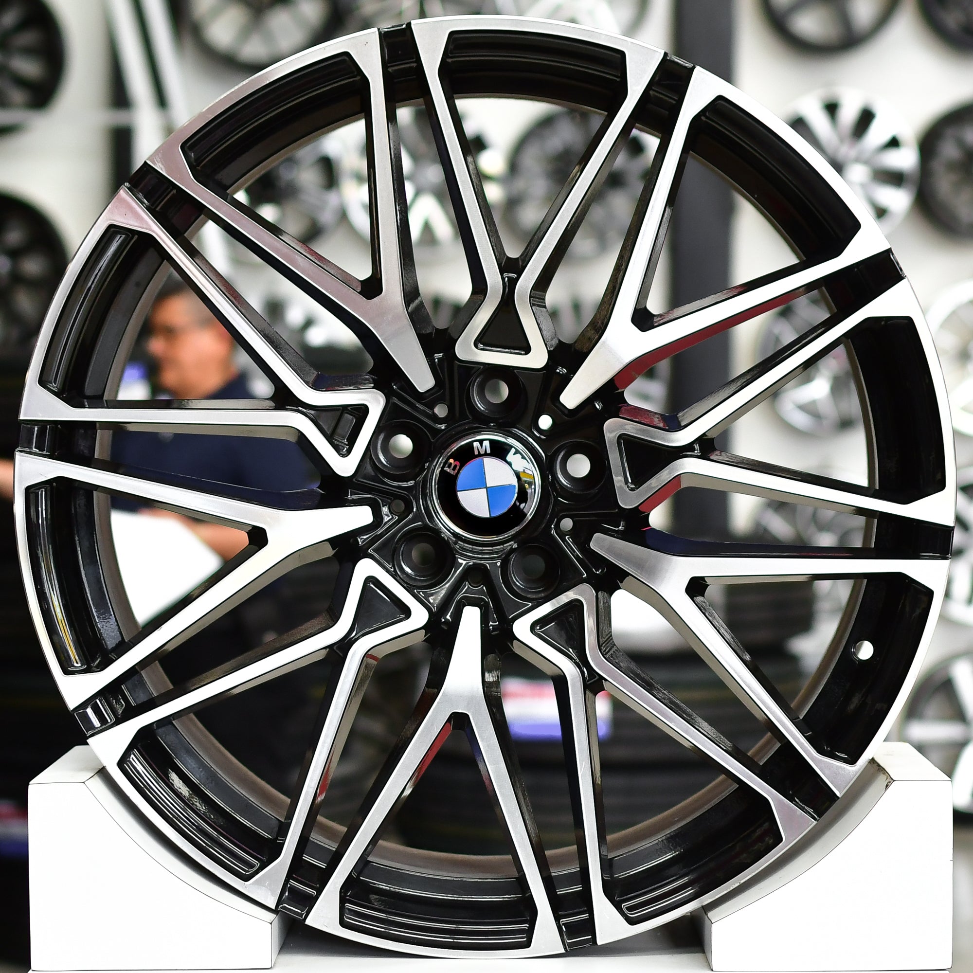 SET DE RINES 21 PULGADAS PARA CAMIONETA 5H - BMW