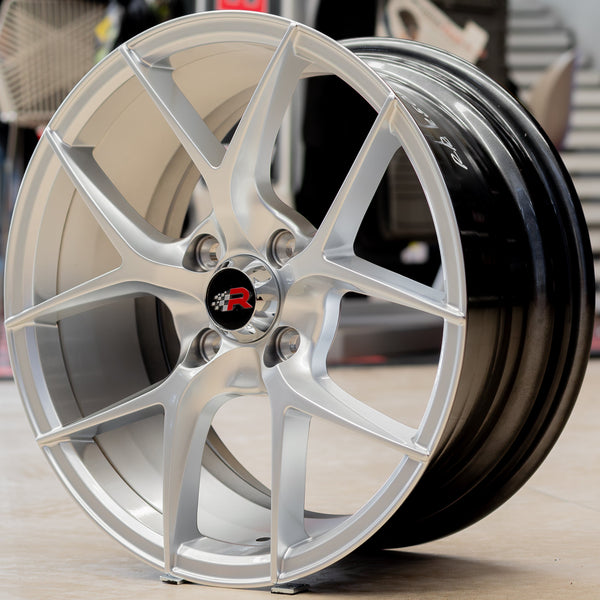 SET DE RINES 15” (15x7) – 4X100 Gris Oscuro Brillante